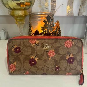 Coach vintage rose print wallet